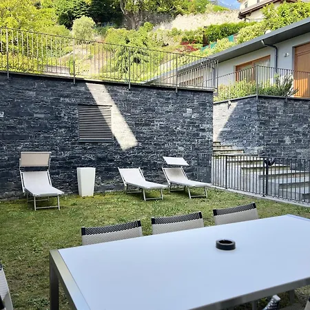 Exclusive Garden & Pool